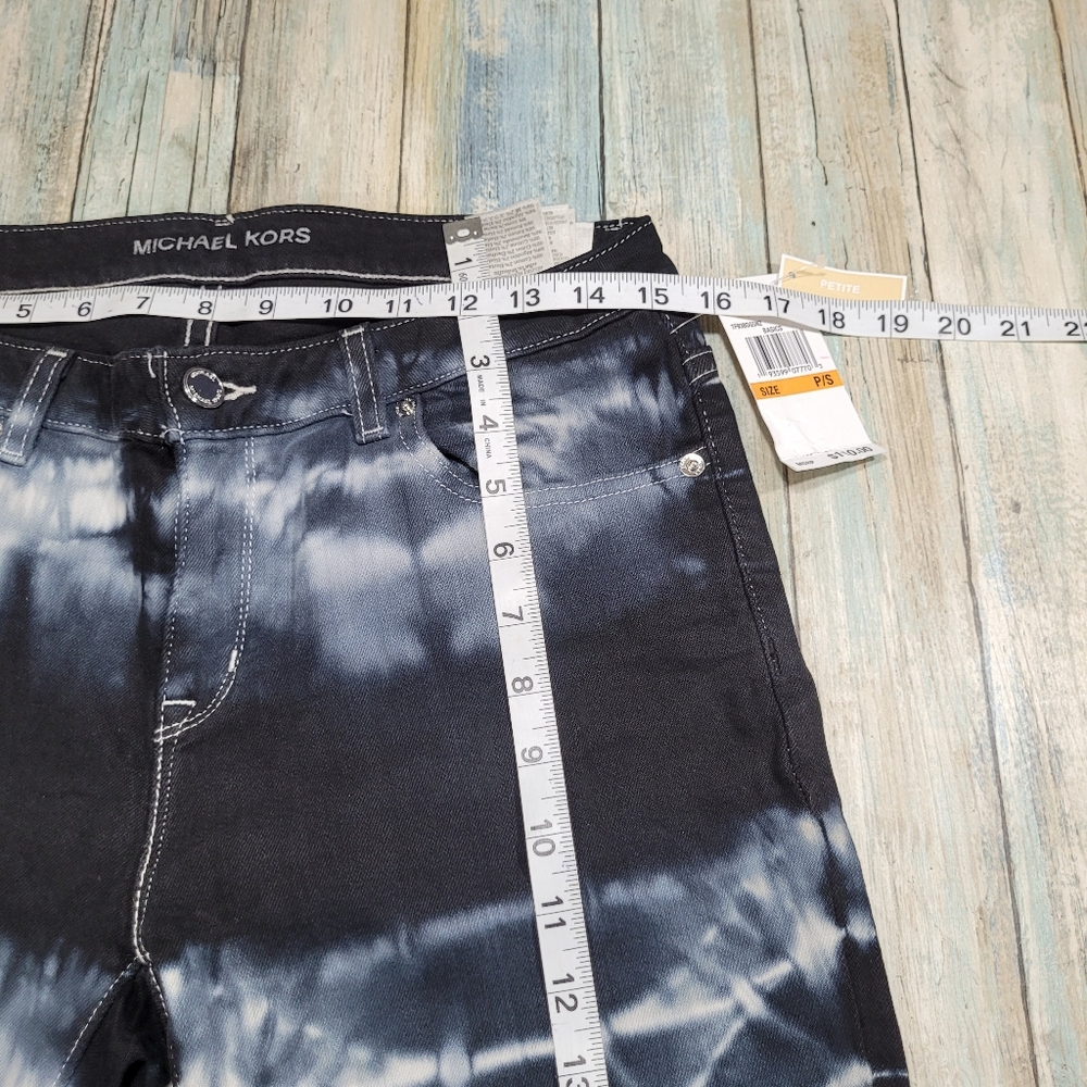 ✨️HP✨️Michael kors Tie Dye Denim Jean. - Picture 5 of 15